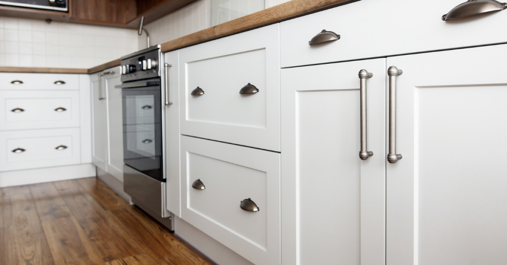 The Differences Between Refacing Resurfacing Cabinetry